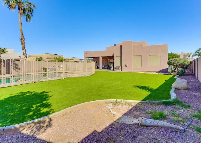 Holiday home Private Pool + Patio: Desert Abode In *