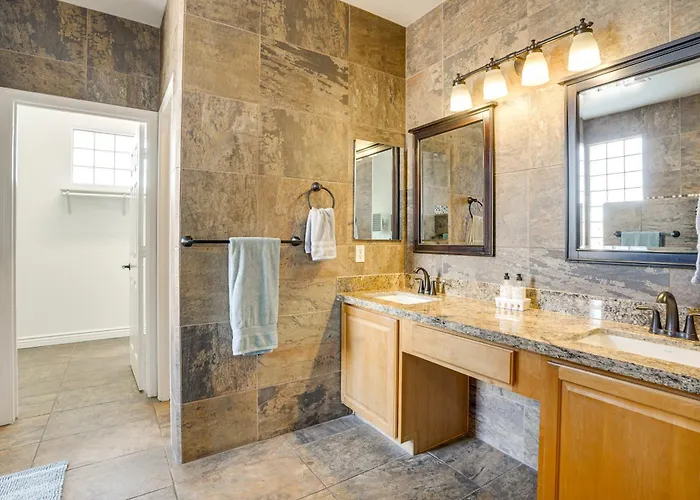 Private Pool + Patio: Desert Abode In * Goodyear